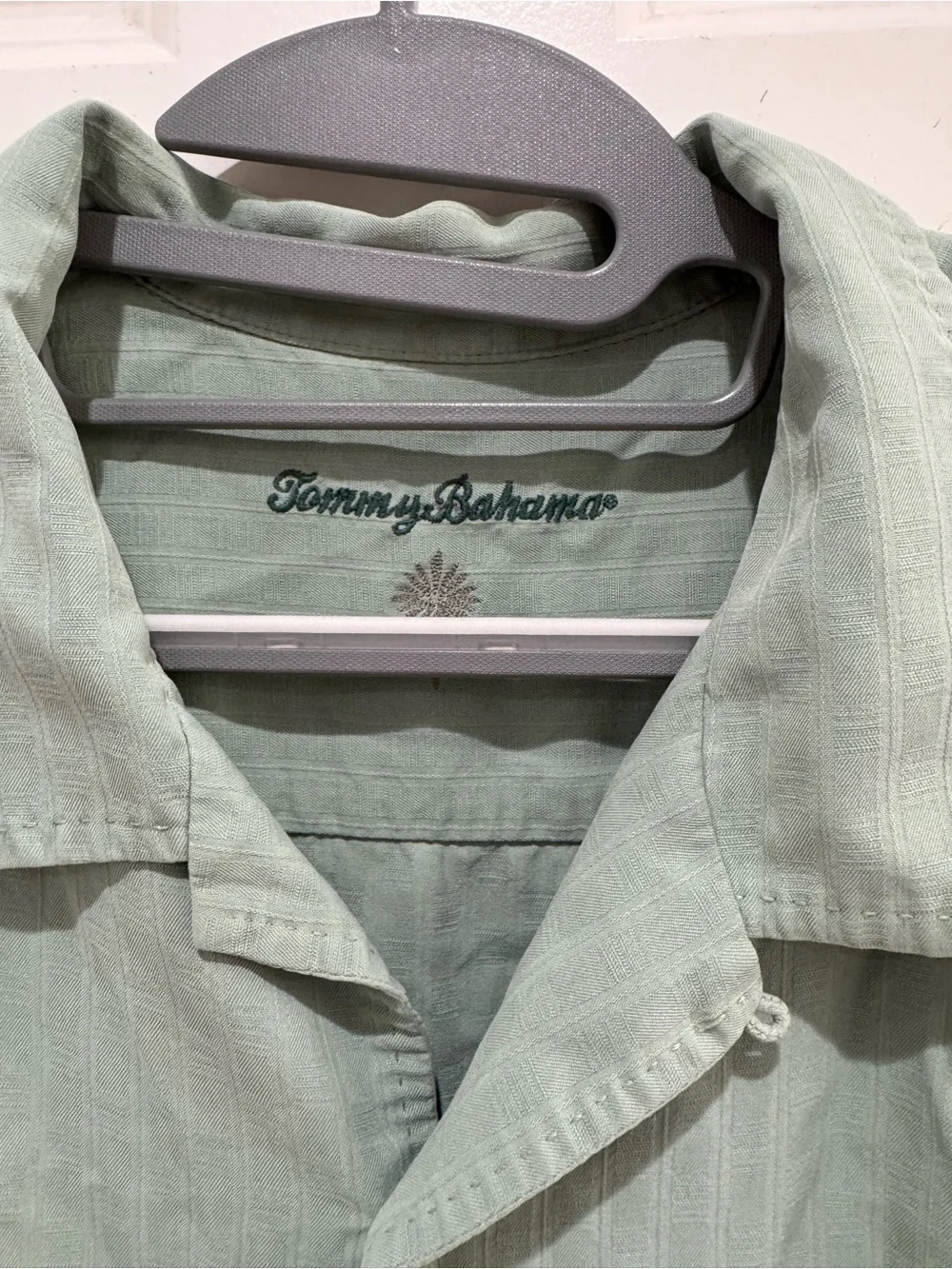 Tommy Bahama Men's Short-Sleeve Button-Up Shirt Sage Green 100% Silk Size XL/TG